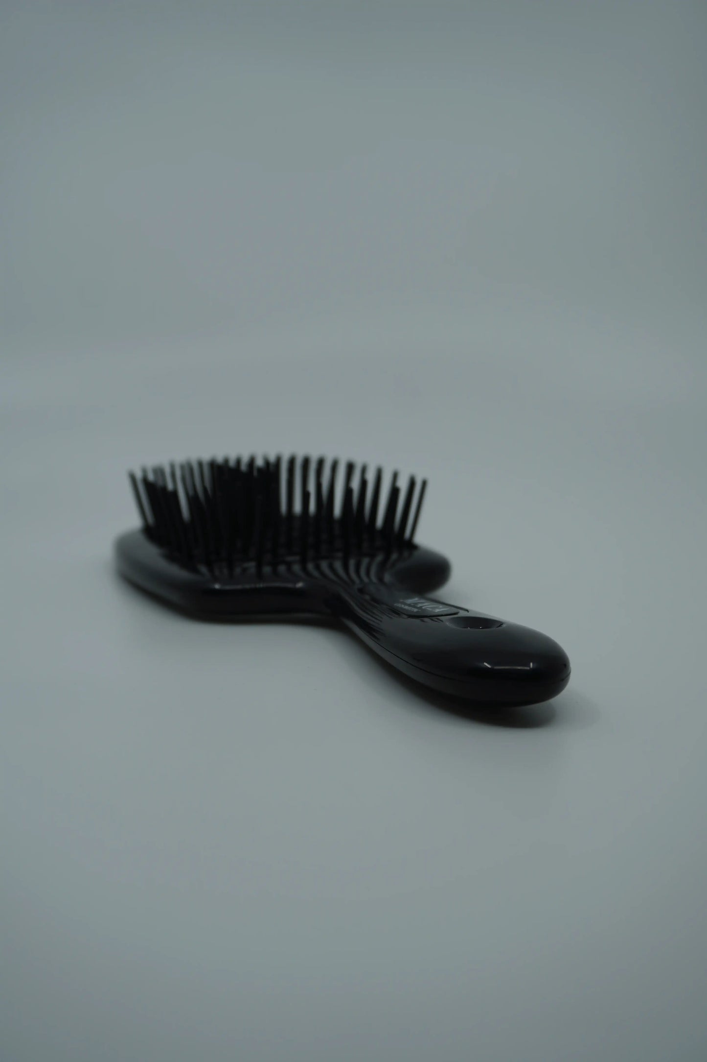 Brosse MACA Révolutionnaire - Elégante, Démêlante & Massante