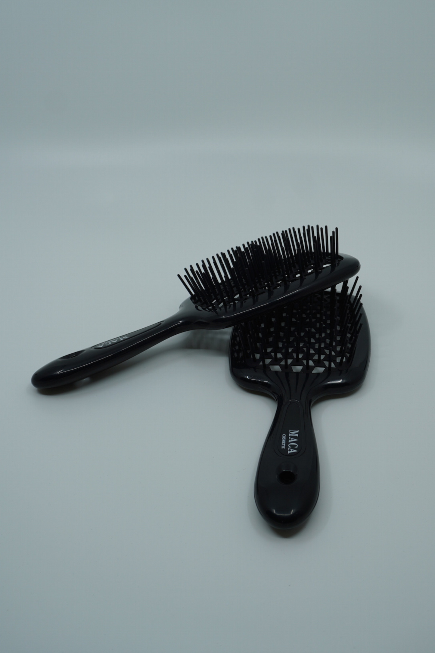 Brosse MACA Révolutionnaire - Elégante, Démêlante & Massante